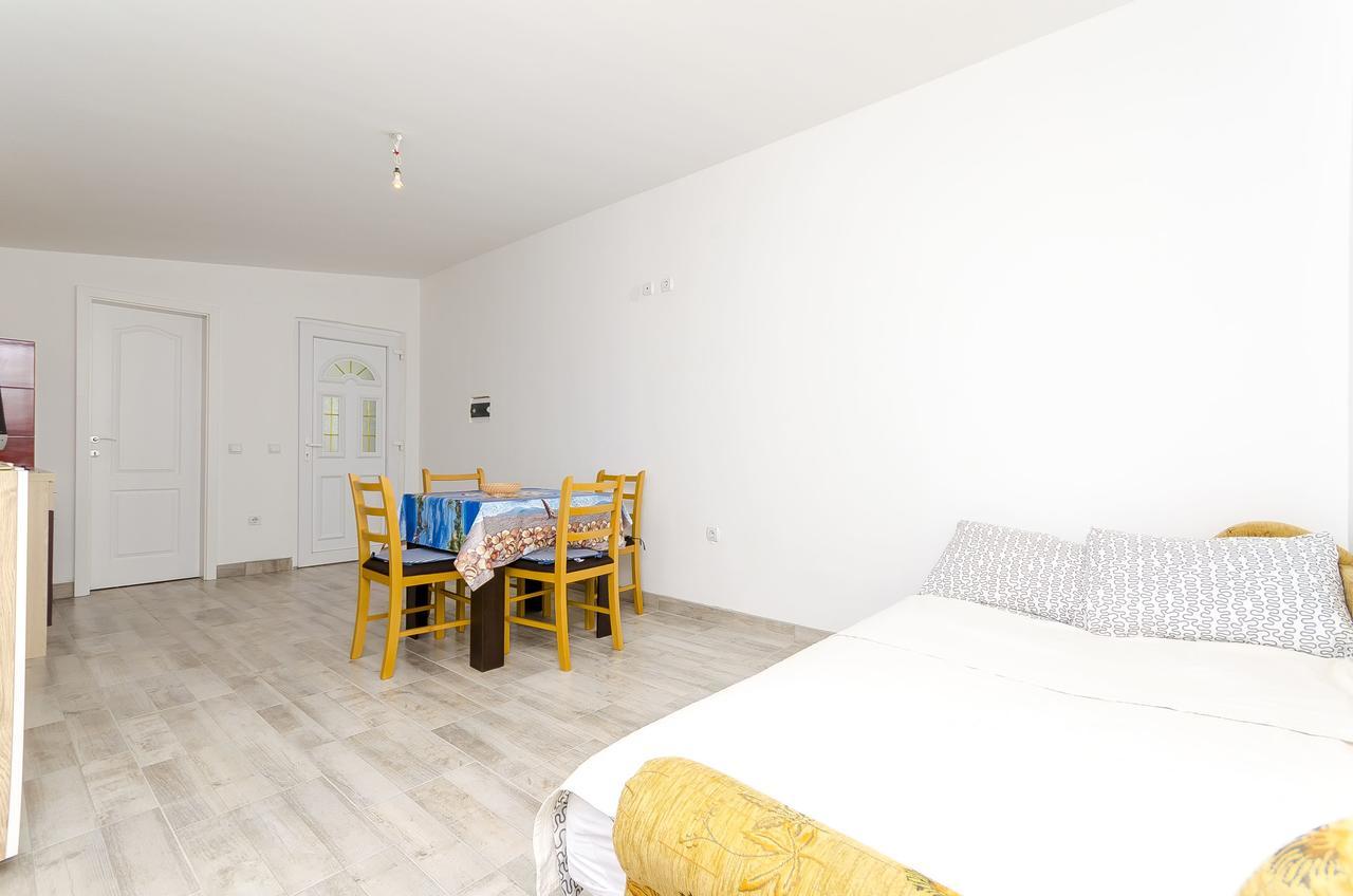 Apartments Mirko I Anda Donji Okrug  Extérieur photo
