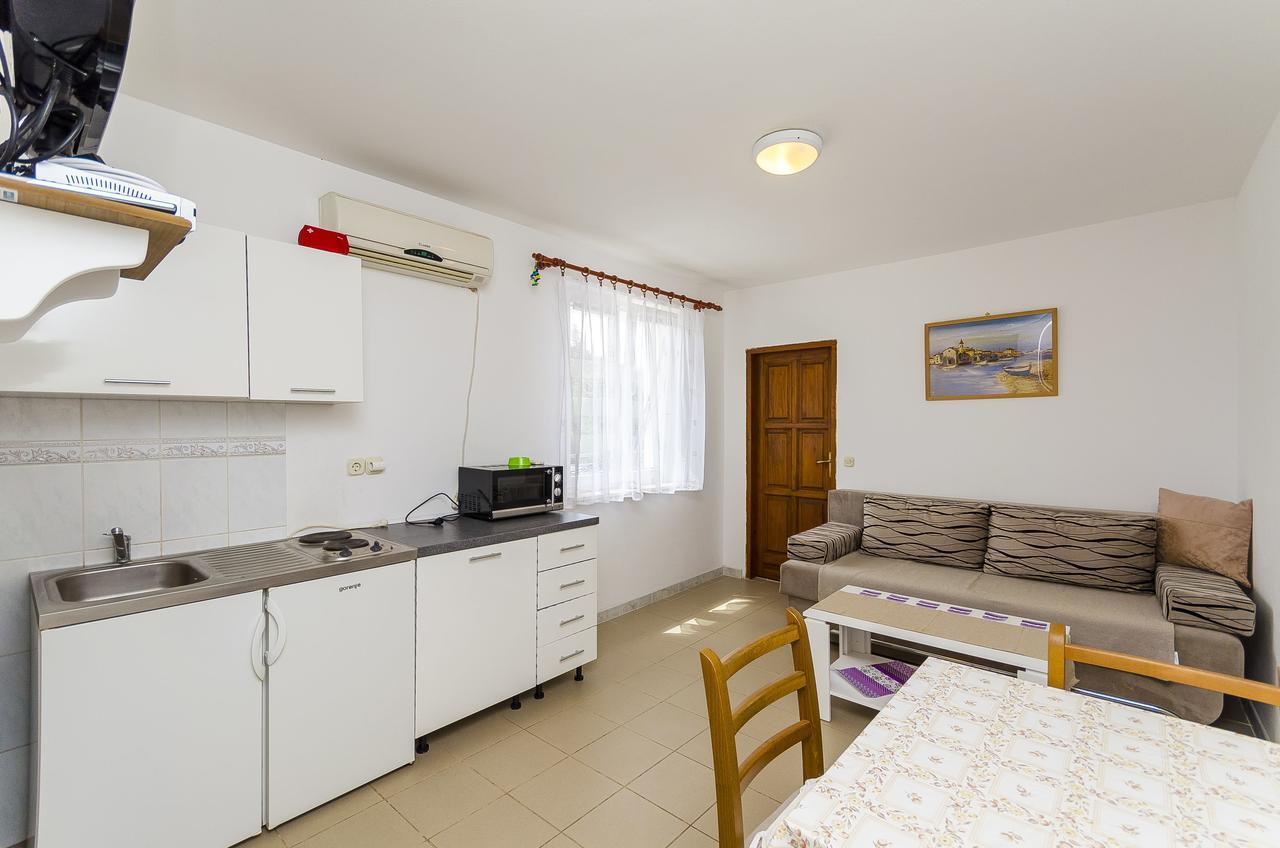 Apartments Mirko I Anda Donji Okrug  Extérieur photo