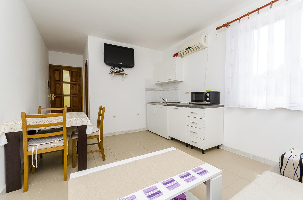 Apartments Mirko I Anda Donji Okrug  Extérieur photo