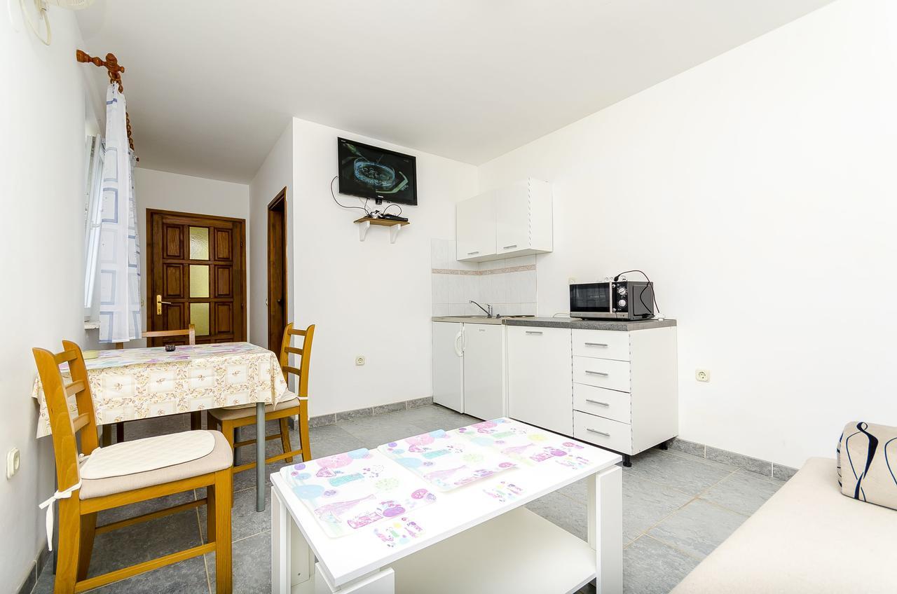 Apartments Mirko I Anda Donji Okrug  Extérieur photo
